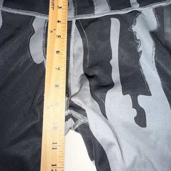 Women's ADIDAS Thebe Magugu Bike Shorts Black Gray SIZE Medium - Picture 5 of 9